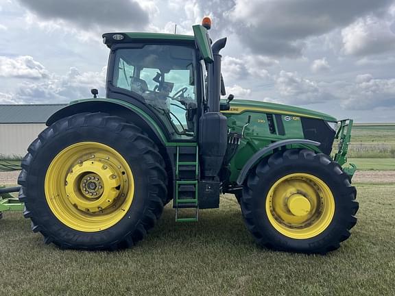 Image of John Deere 6R 230 equipment image 2