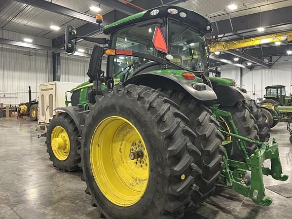 Image of John Deere 6R 230 equipment image 1