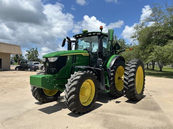 Image of John Deere 6R 230 equipment image 1