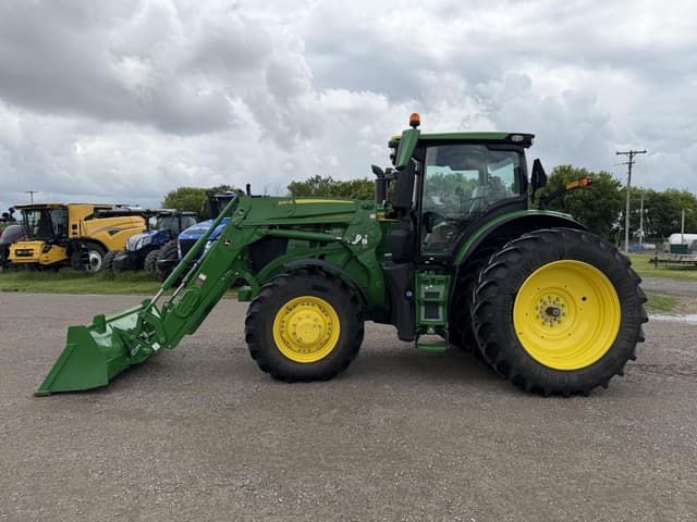 Image of John Deere 6R 230 equipment image 1