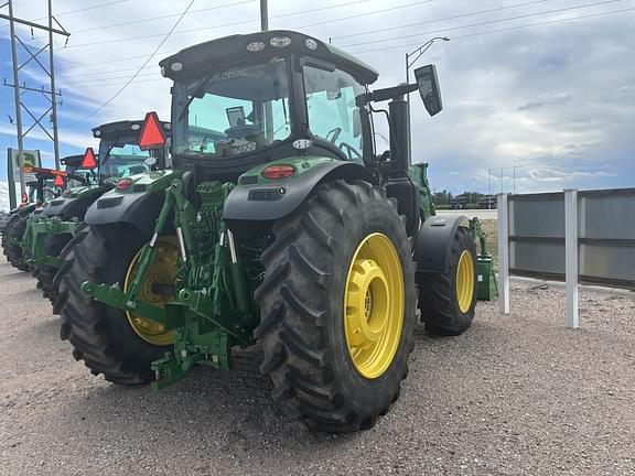 Image of John Deere 6R 250 equipment image 4