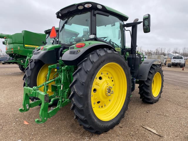 Image of John Deere 6R 155 equipment image 4