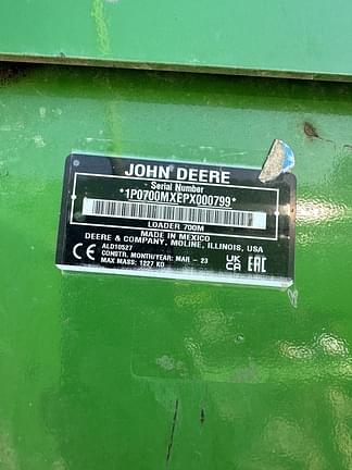 Image of John Deere 700M Image 1