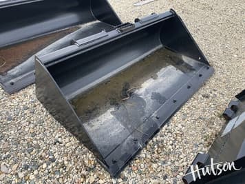 Main image John Deere C72