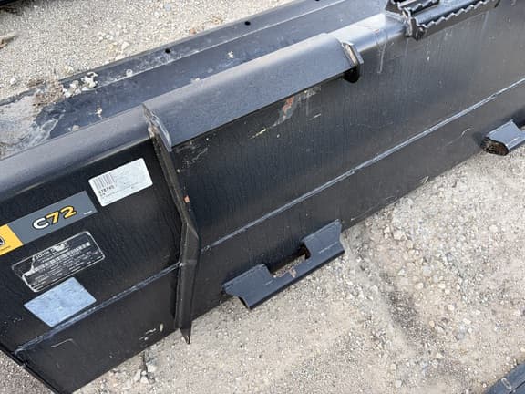 Image of John Deere C72 equipment image 3