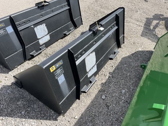 Image of John Deere Worksite Pro U72 equipment image 4