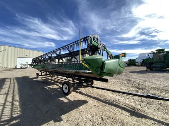 Image of John Deere 735D equipment image 2