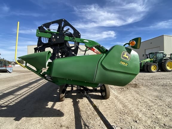 Image of John Deere 735D Primary image