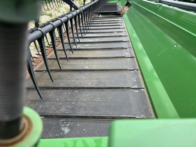 Image of John Deere 735D equipment image 2