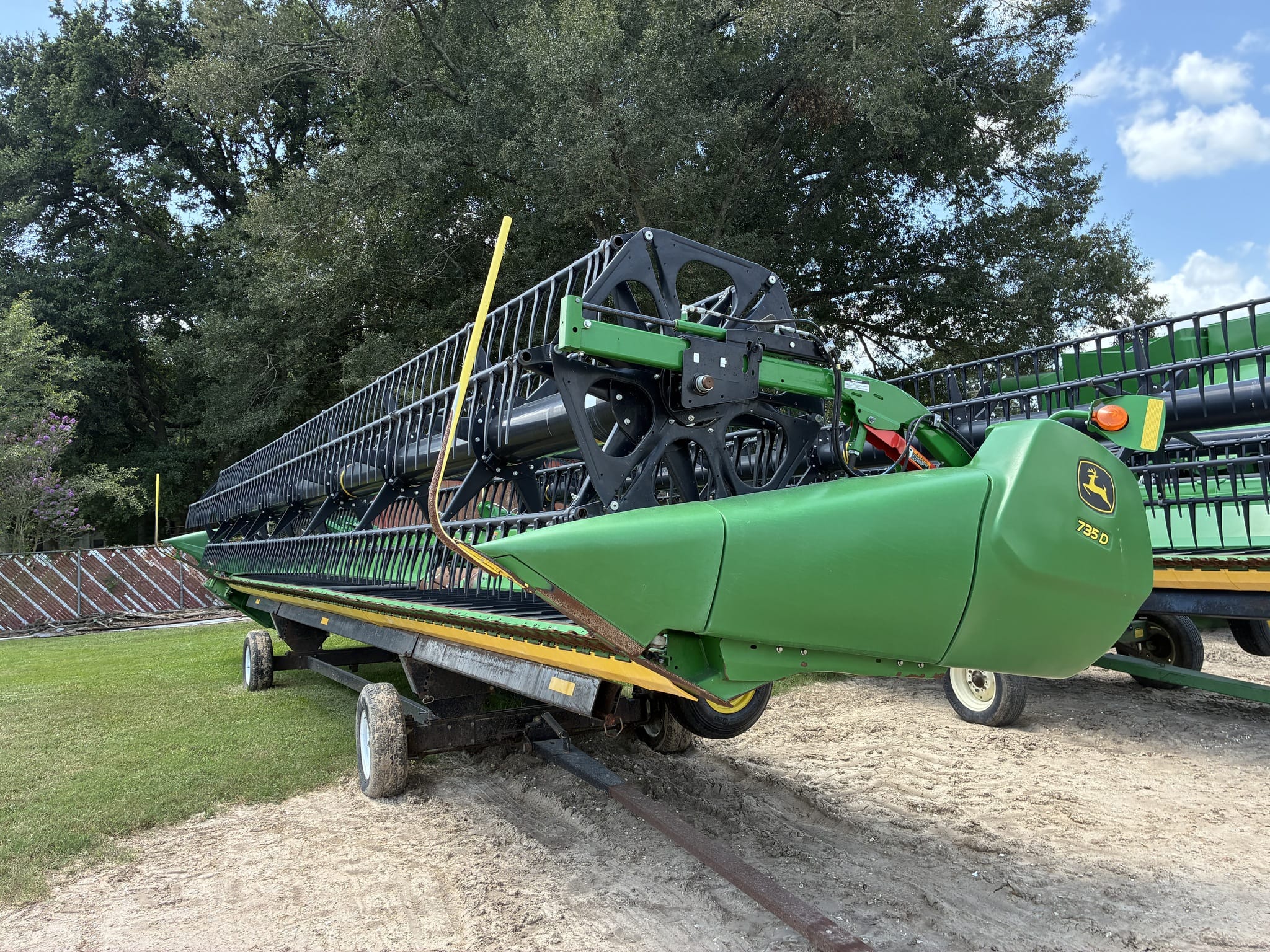 2023 John Deere 735D Equipment Image0