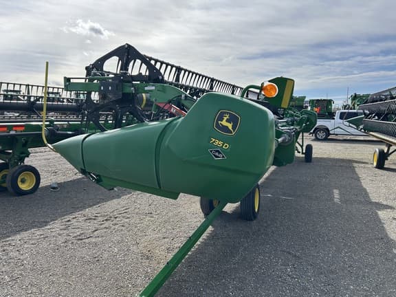 Image of John Deere 735D Primary image