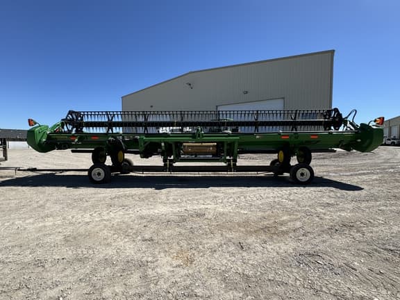 Image of John Deere 735D equipment image 4