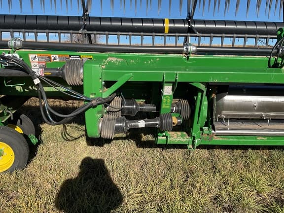 Image of John Deere 735D equipment image 3