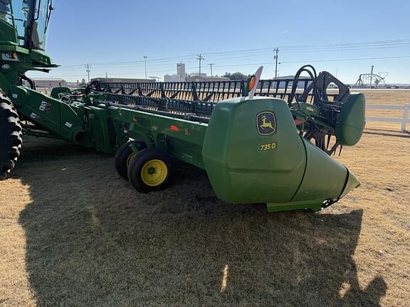 Image of John Deere 735D equipment image 1