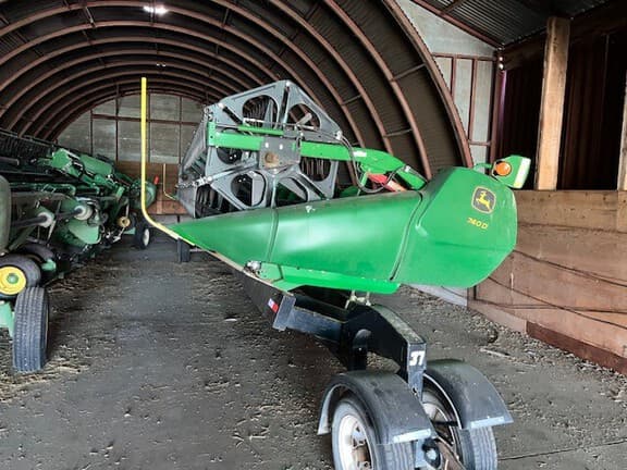 Image of John Deere 740D Primary image