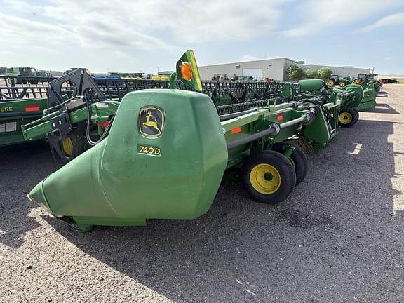 Image of John Deere 740D equipment image 3