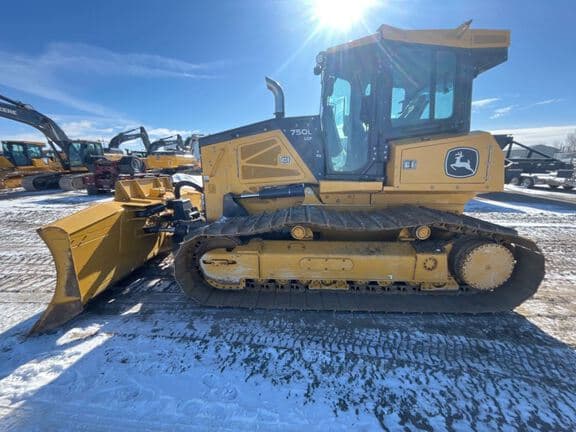 Image of John Deere 750L LGP equipment image 1