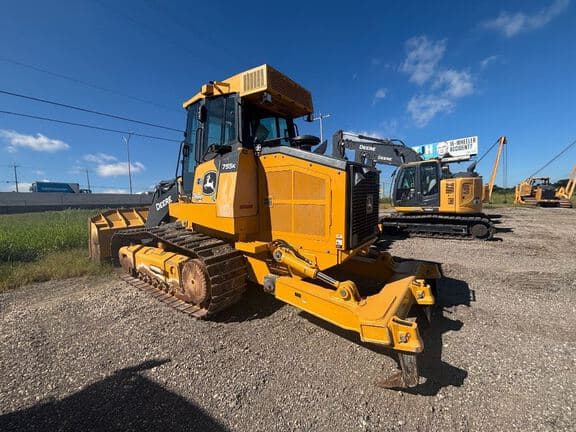 Image of John Deere 755K equipment image 2