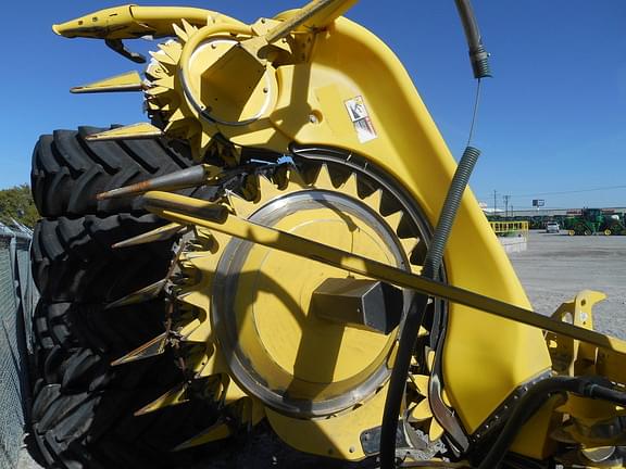 Image of John Deere 770 equipment image 3
