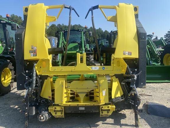 Image of John Deere 770 Image 1