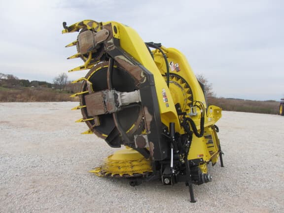 Image of John Deere 770 equipment image 3