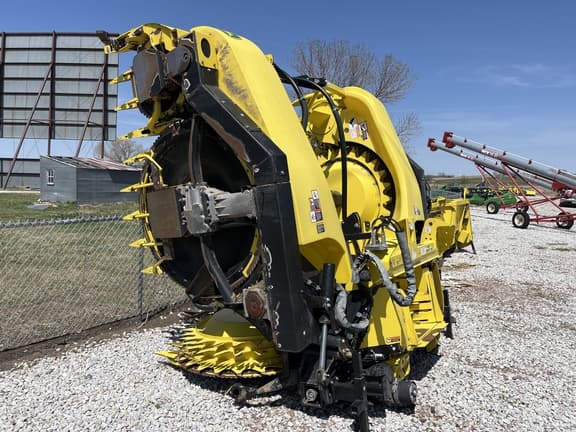 Image of John Deere 770 equipment image 3