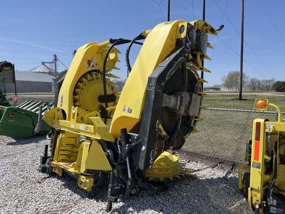 Image of John Deere 770 equipment image 4