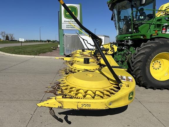 Image of John Deere 722 equipment image 1