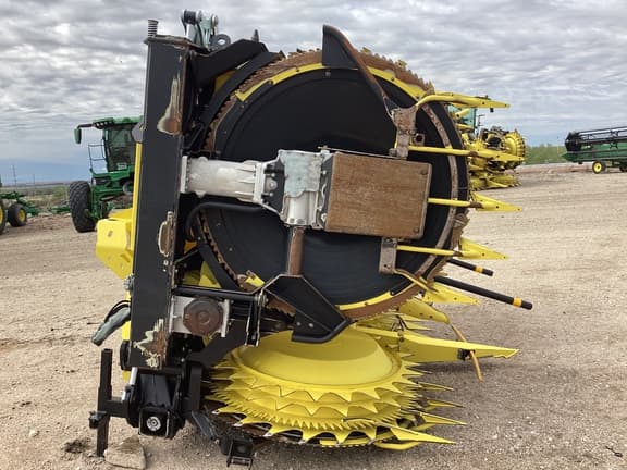 Image of John Deere 772 equipment image 3