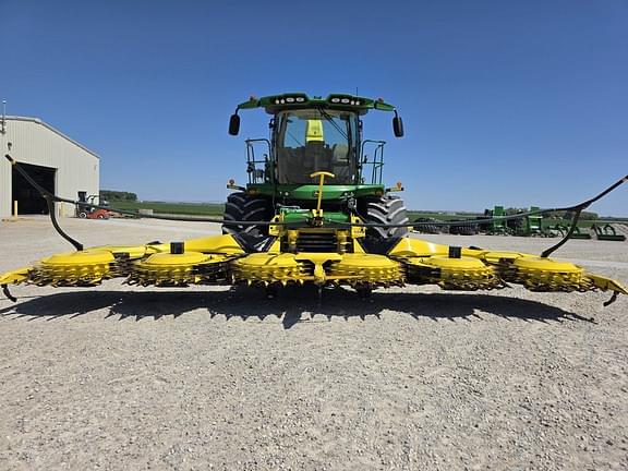 Image of John Deere 772 equipment image 4