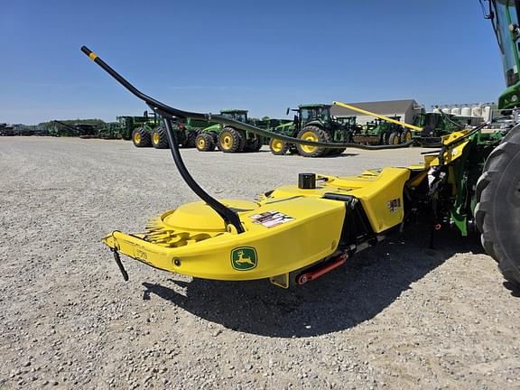 Image of John Deere 772 equipment image 2