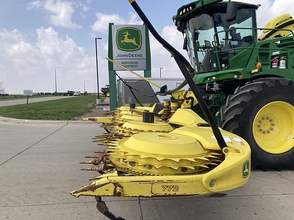 Image of John Deere 722 equipment image 1