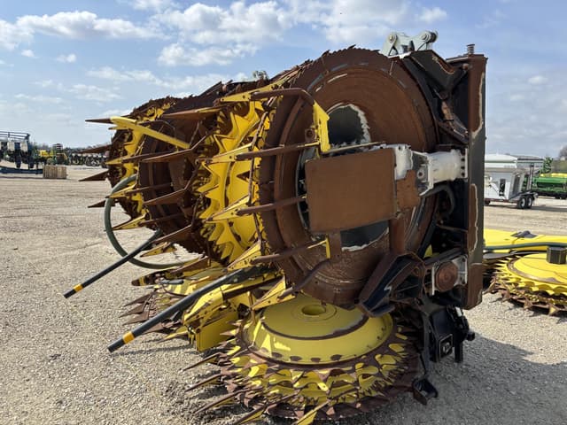 Image of John Deere 772 equipment image 2