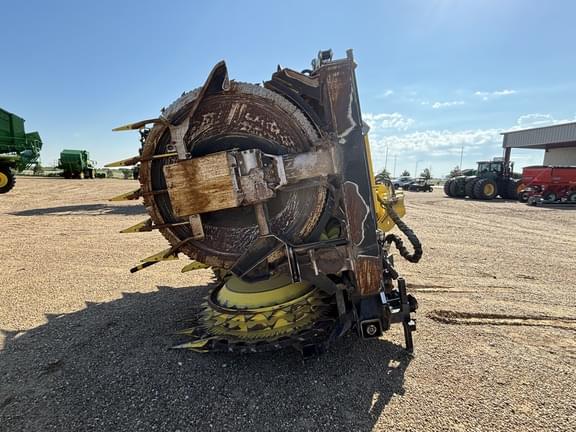 Image of John Deere 772 equipment image 1