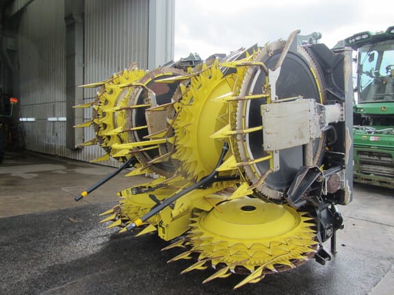 Main image John Deere 772