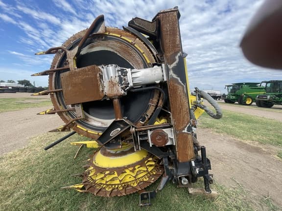 Image of John Deere 772 equipment image 3