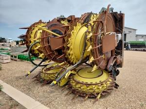 2023 John Deere 772 Image