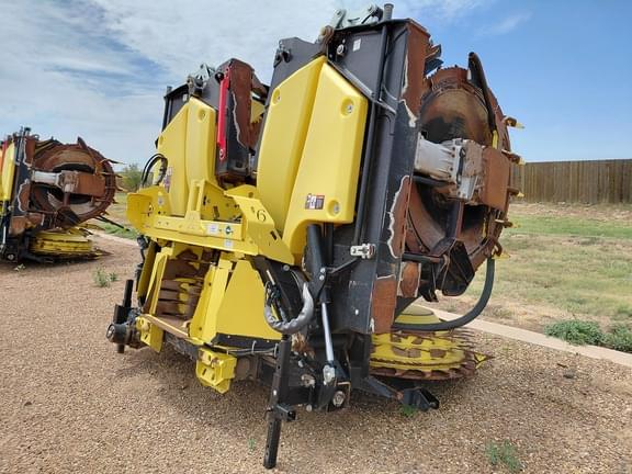 Image of John Deere 772 equipment image 4