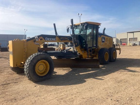 Image of John Deere 772G Primary image