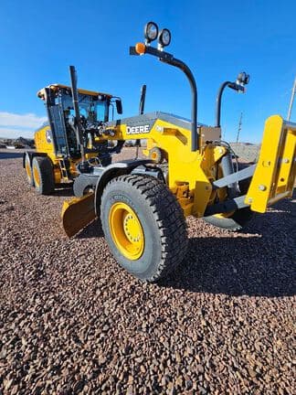 Image of John Deere 772G Primary image