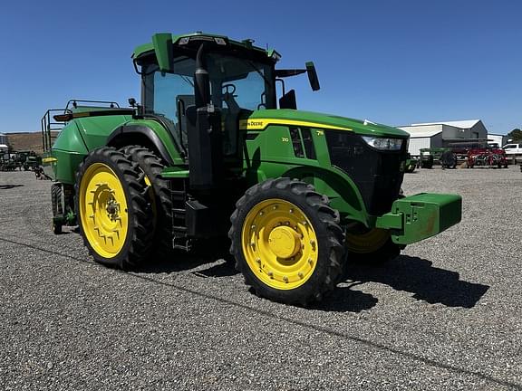 Image of John Deere 7R 210 Primary image