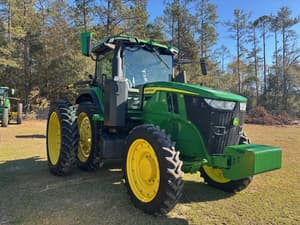 2023 John Deere 7R 210 Image