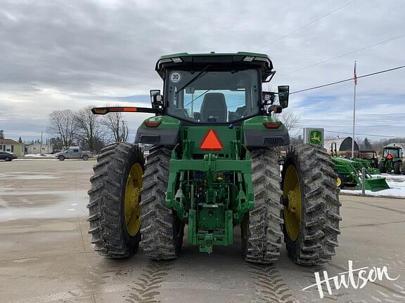 Image of John Deere 7R 210 equipment image 2