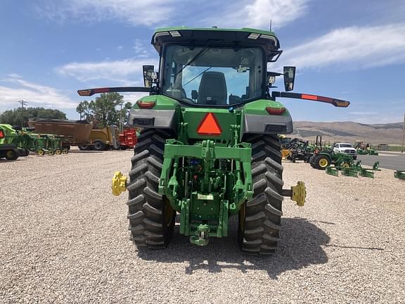 Image of John Deere 7R 210 equipment image 3