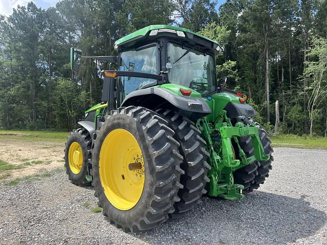 Image of John Deere 7R 210 equipment image 1