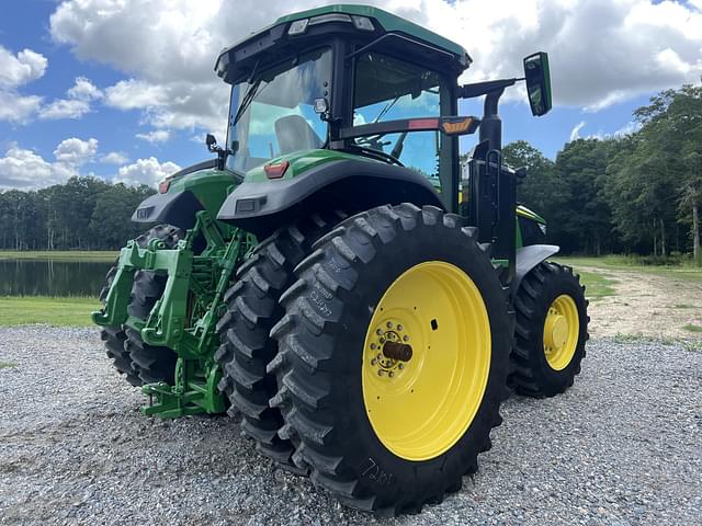 Image of John Deere 7R 210 equipment image 4