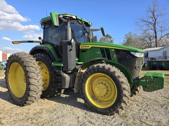 Image of John Deere 7R 230 equipment image 2