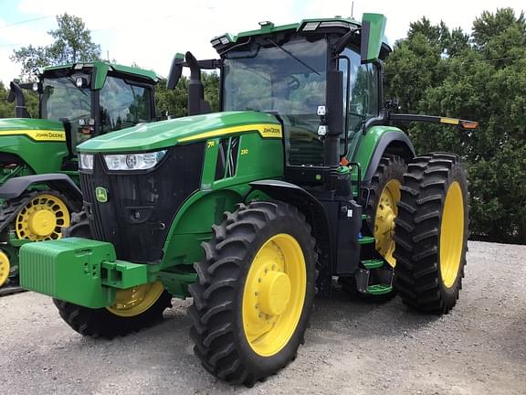 Image of John Deere 7R 230 equipment image 1