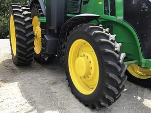 Main image John Deere 7R 230 8