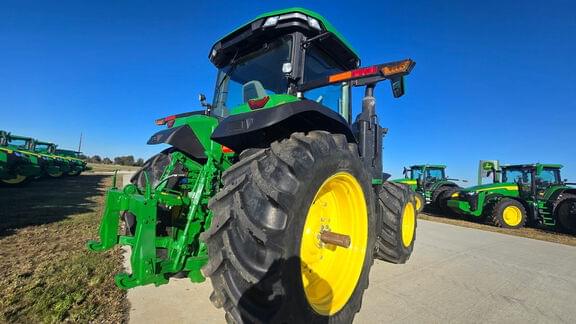 Image of John Deere 7R 230 equipment image 3